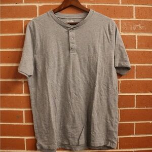 Old Navy Gray Casual Button Down Shirt